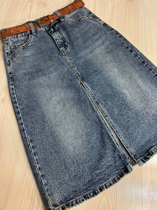 Юбка женская джинсовая ZJY 67001 прямой крой длина ниже колена разрез спереди стрейчевая коричневый ремень синяя, синий, 33, 33, 88 см, 112 см Киев - изображение 8