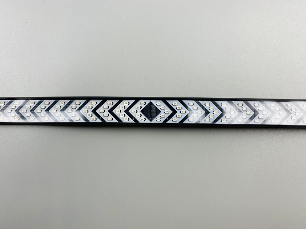 Led-стрічка в авто світлодіодна для додаткового освітлення, LED V стрічка стопи повороти автомобільні 12В-24В Мукачево - фото 1