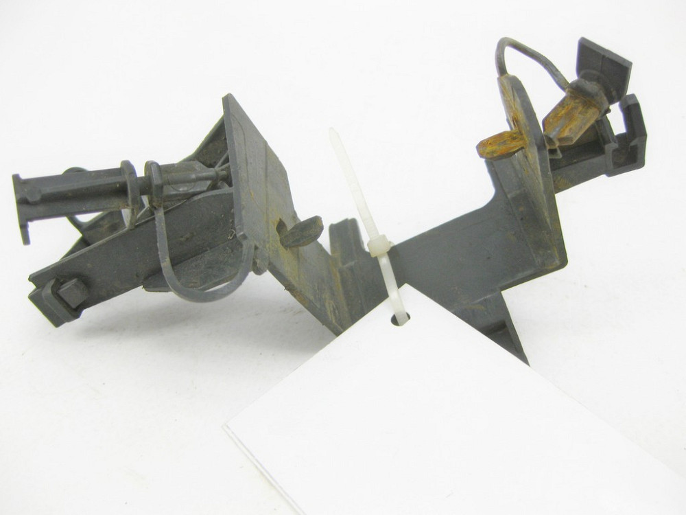 Mercedes-Benz  A2464210694 Тримач гальмівного шланга переднього правого колеса CLA Shooting Brake X117 CLA C117 GLA X156 A-class W176 B-class W242 B-c Одесса - изображение 4