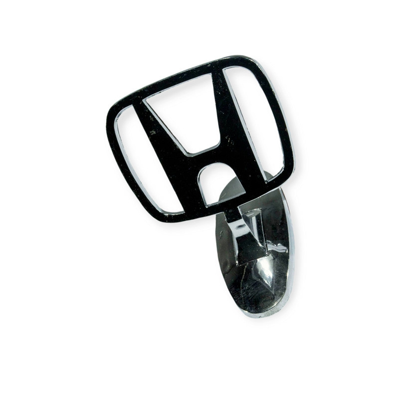 Эмблема капота 