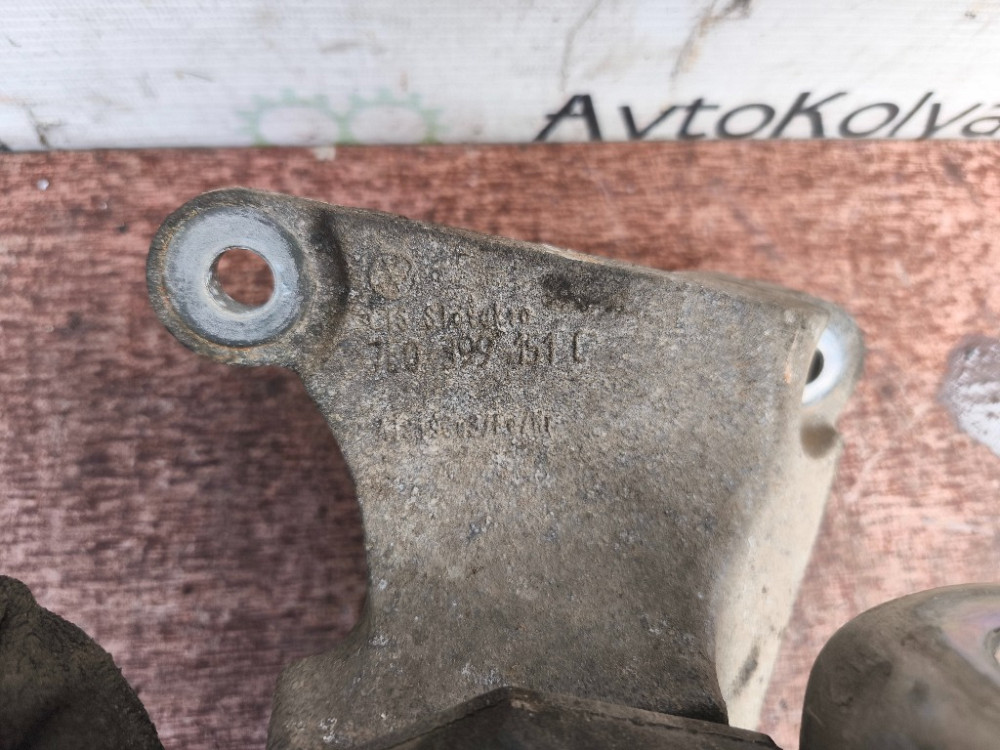 Подушка (опора) двигуна ліва VW T5 T6 2.0 tdi 2010-2019 (7E0399151C) Ковель - изображение 4