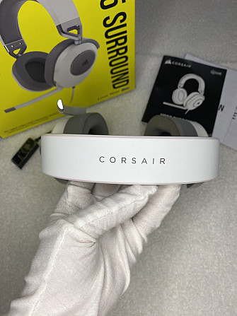 Гарнитура игровая CORSAIR HS65 SURROUND проводная белая объемный звук 7.1 для ПК PS5 Mac Xbox CA-901 Киев - изображение 7