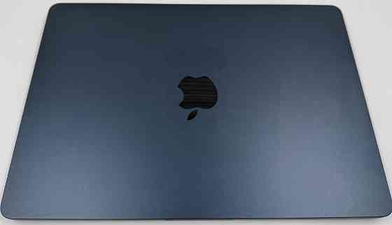 Apple Macbook Air 13.6 M2 2022 8GB RAM 256GB SSD Midnight IL6534. Київ