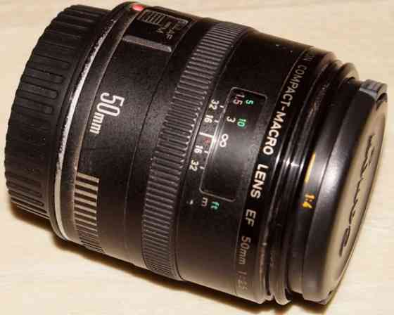 Canon EF 50mm f/2.5 Macro Киев