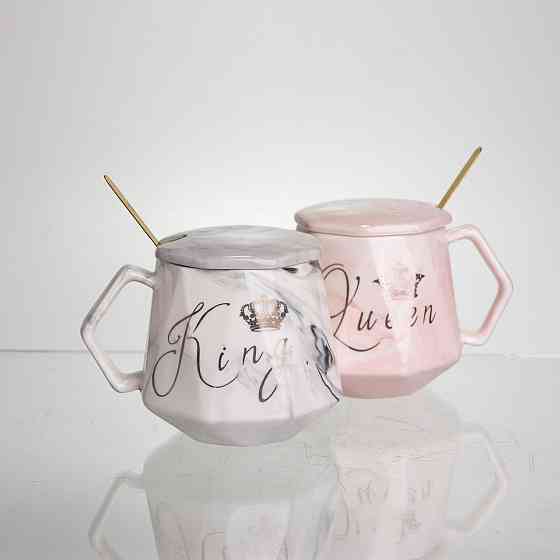 Yiwu Набір парних порцелянових чашок Queen&King 2 (шт) по 400 (мл) чашки на подарунок із кришко Коломия