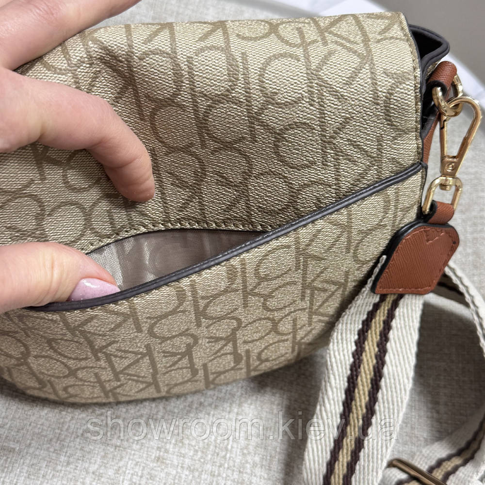 Невелика жіноча сумочка на плече Ck K6071 beige Київ - фото 6