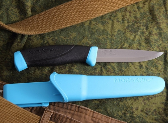 Кухонный Нож универсальный с чехлом Morakniv 