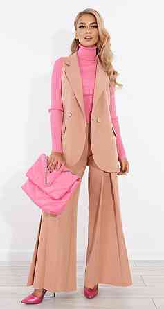 Модный костюм с жилеткой (42) Киев