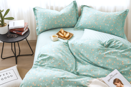 Комплект постільної білизни Ecotton Євро 210х220 см бірюзовий квіточки (рис.146) Коломия