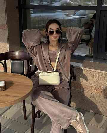 Женский стильный повседневный костюм тройка (кофта+штаны+топ) велюр спорт Мокко, 42/44 Одесса