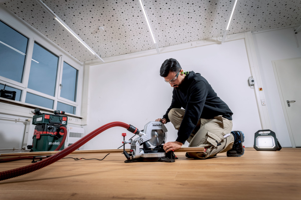 Професійна торцювальна пила Metabo KS 216 M New : 1350 Вт, диск 216 x 30 мм 610216000 Київ - фото 9