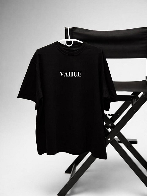 Футболка “VAHUE” — мінімалістична oversize футболка у streetwear стилі Чернівці - фото 1