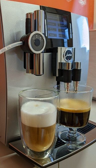 Швейцарська Кавомашина: JURA J90. Харків - фото 1