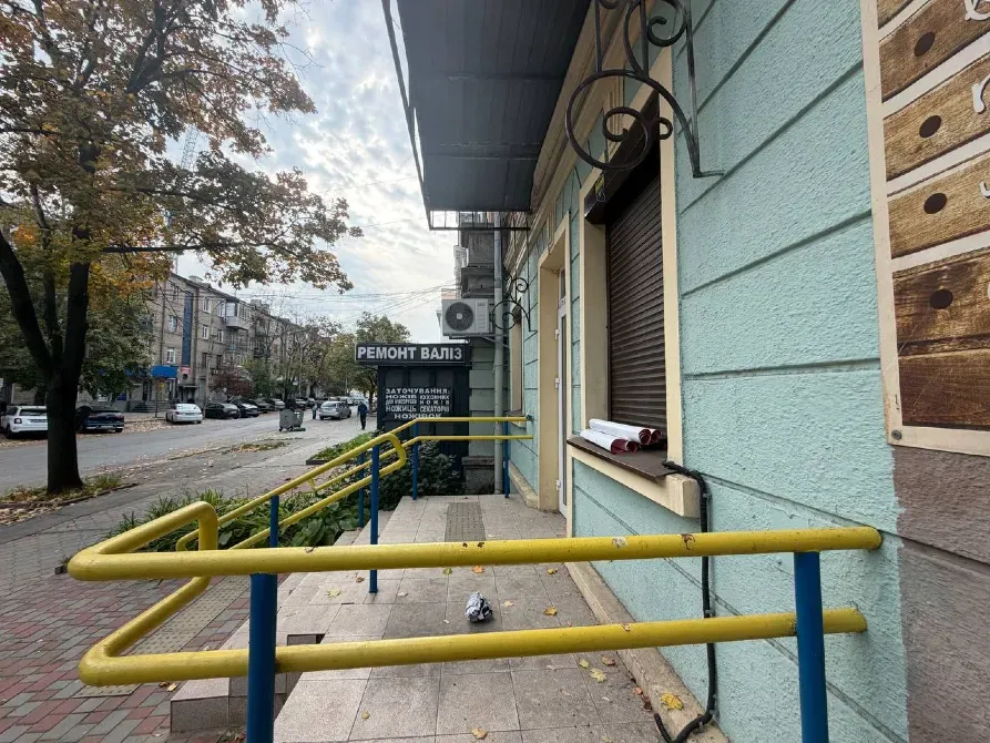Нове Магазин на червоній лінії, з окермим входом Привокзальна 3 Дніпро - фото 7