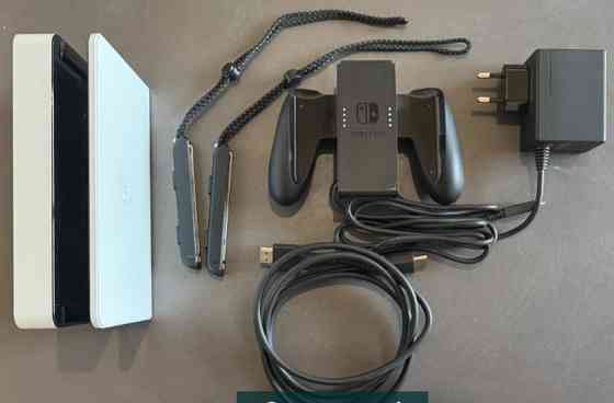 Портативна приставка Nintendo Switch OLED Київ