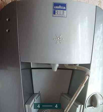 Кавомашина: Lavazza Blue Харків