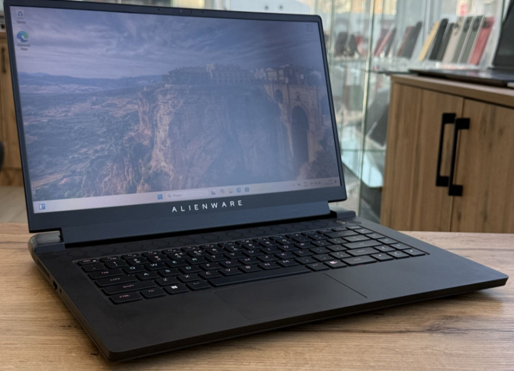 Ноутбук DEll Alienware m15 r17 AMD Ryzen 7/ 16/ 1Tb. RTX 3070 ti. Харьков - изображение 3