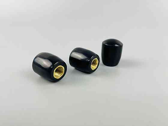 Наконечник важеля універсальний М10, D32 (чорний), латунна втулка різь внутрішня М10 Мукачево