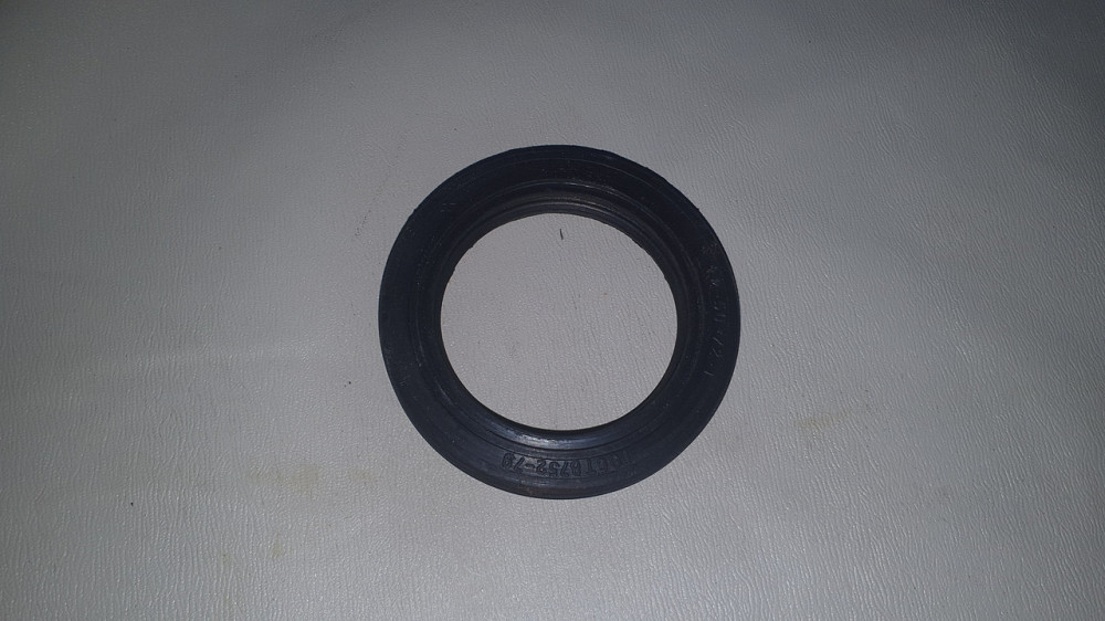 Сальник (манжета армированная) 1.2-50х72-1. Харьков - изображение 1