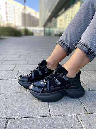 Molly Кросівки жіночі MOLLY 819 чорні (весна-осінь, шкіра+замша натуральна) (5162) 37р.38р.39р. Коломия