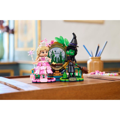 Конструктор LEGO Wicked Фігурки Ельфаби й Ґлінди 558 деталей (75682) Вінниця - фото 9