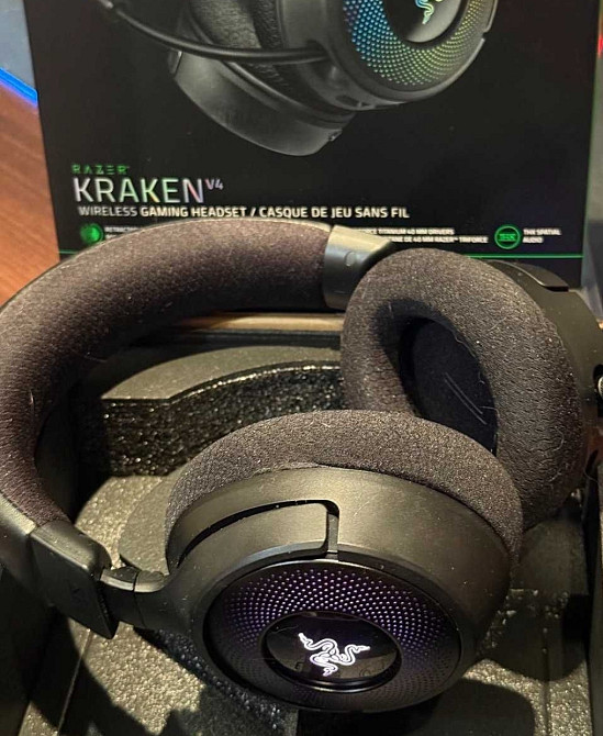 Игровые наушники Razer Kraken V4 Wireless как новые  Гарантия !!! Харьков - изображение 1