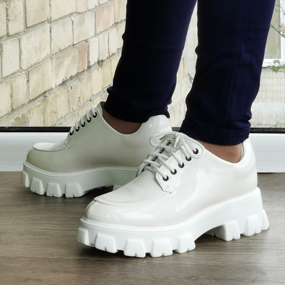 Женские Белые Туфли Кроссовки на Тракторной Броги Лаковые Оксфорды (размеры: 36,37,38,39,40,41) - 6-20 Днепр - изображение 2