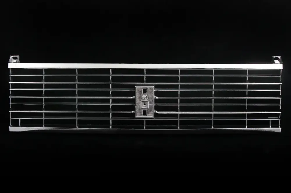 Решетка радиатора 2105 хром. Пластик Винница - изображение 1