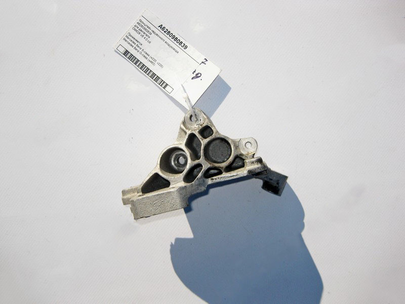 Mercedes-Benz  A6280980839 Кронштейн наддувного повітроводу двигуна OM628 V8 4.0 cdi S-Class W220 G-Class W463 Одесса - изображение 2