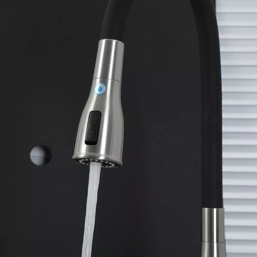 Змішувач для кухні з підключенням до фільтра GAPPO G4399-65 та гнучким виливом, сатин/чорний Київ - фото 3