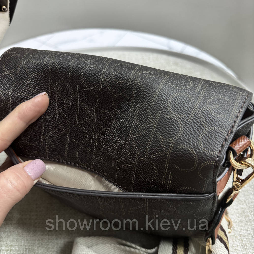 Невелика жіноча сумочка на плече Ck K6071 brown Київ - фото 8