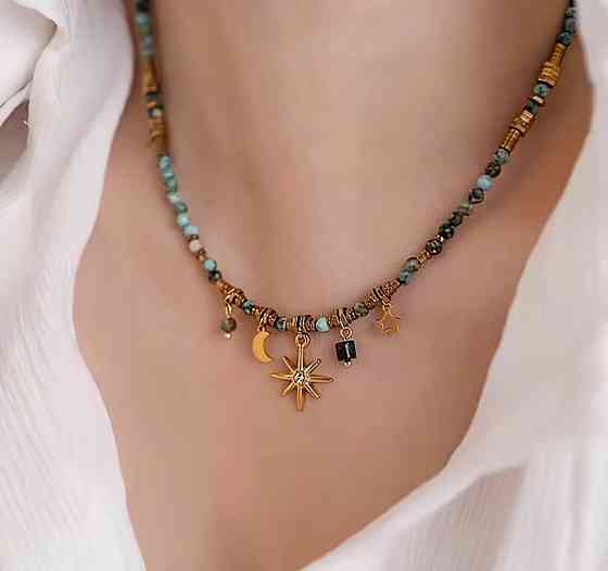 Чокер с бирюзовыми бусинами с подвесками солнце луна звезда ожерелье Киев