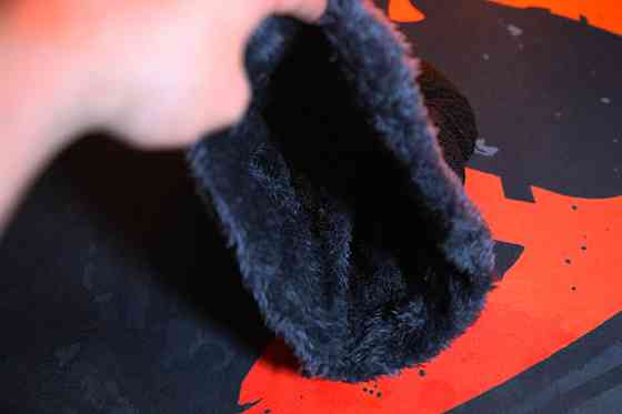 Зимова шапка з хутром Нова Київ