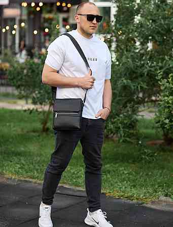 Чорна шкіряна чоловіча сумка через плече Tiding Bag Київ