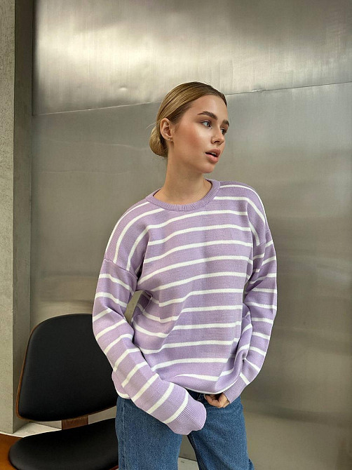 Жіночий базовий смугастий светр оверсайз вовна 70% акрил 30% Лаванда Одеса - фото 5