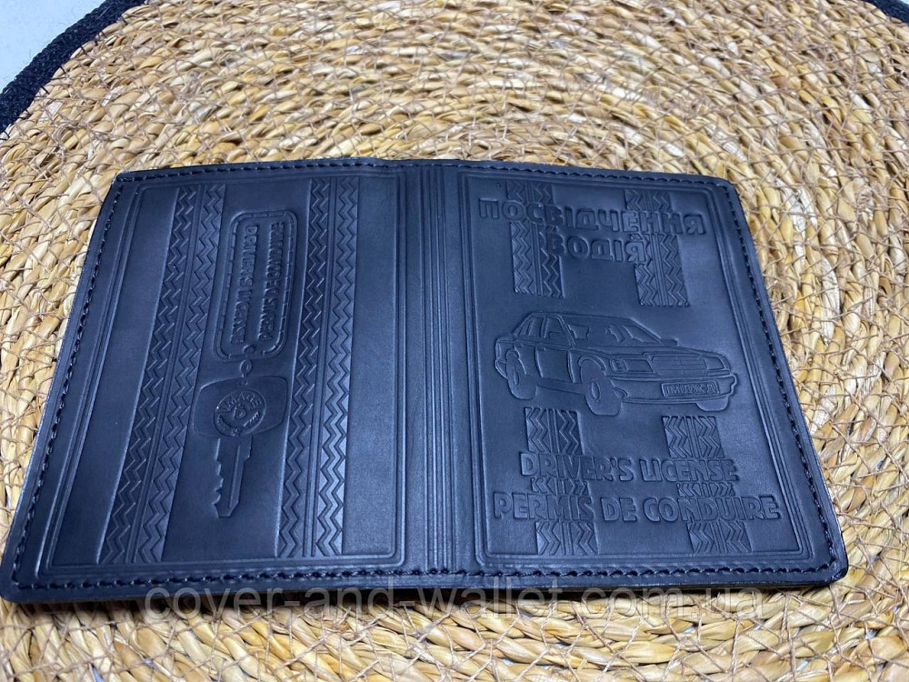 Якісна шкіряна обкладинка на права та техпаспорт чорного кольору Київ - фото 5