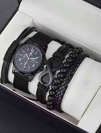 Подарунковий набір для чоловіків наручний годинник з 4 браслетами чорний Київ