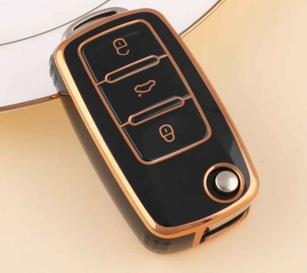 Чохол на автомобільні ключі Volkswagen Skoda 3 кнопки Чорний із золотом Сміла - фото 1