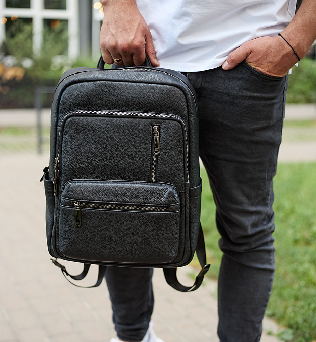 Міський чоловічий рюкзак із натуральної шкіри 40х30х18, наплічник для роботи та подорожей, чорний Київ - фото 2