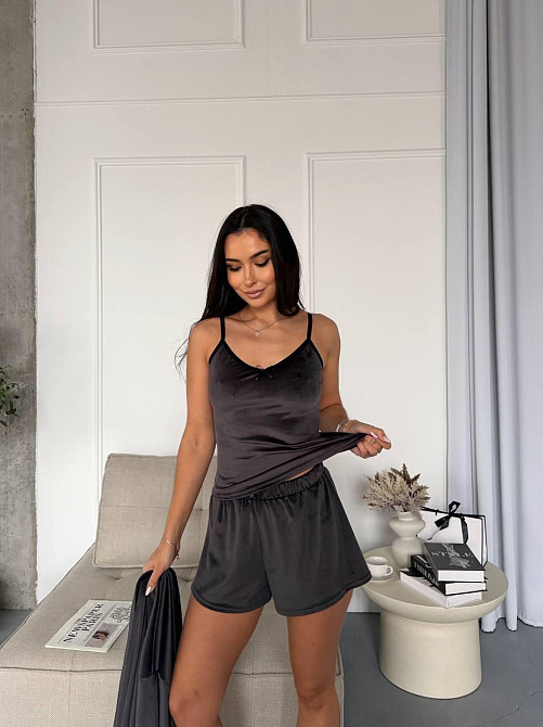 Женский повседневный домашний велюровый комплект тройка: халатик+майка+шорты Одесса - изображение 5