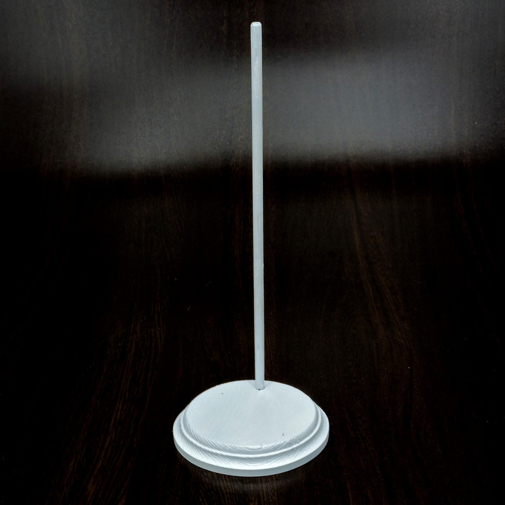 Подставка для кукол 