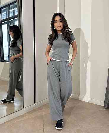 Женский прогулочный костюм двойка: футболка и штаны вискоза Одесса