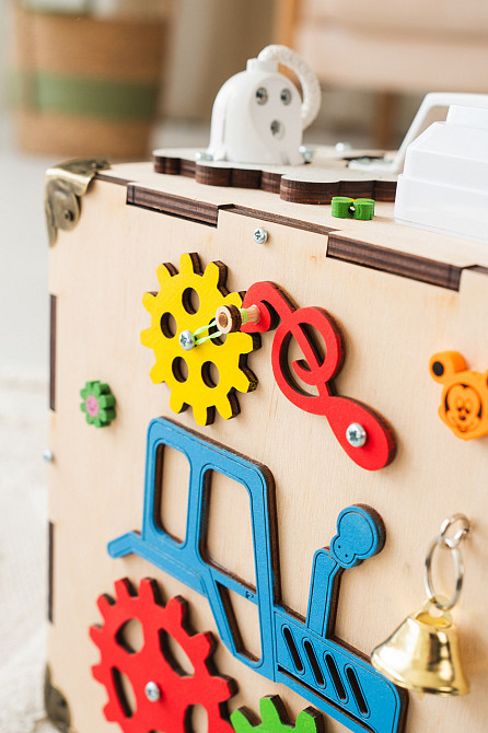 Маленький Бізікуб 23*23*23 Розвивальний дитячий куб Бізікуб із фанери без фарби Бізіборд Тернопіль - фото 9