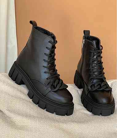 Olli Черевики жіночі OLLI чорні натуральна шкіра зима висота 14см розмір 38р. (K-254-Астра 4905 Коломия