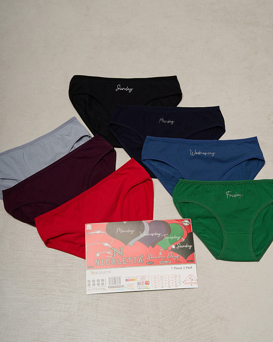 Набір жіночих трусиків тижнів батал у рубчик 7 шт Nicoletta 724160 3XL Київ - фото 1
