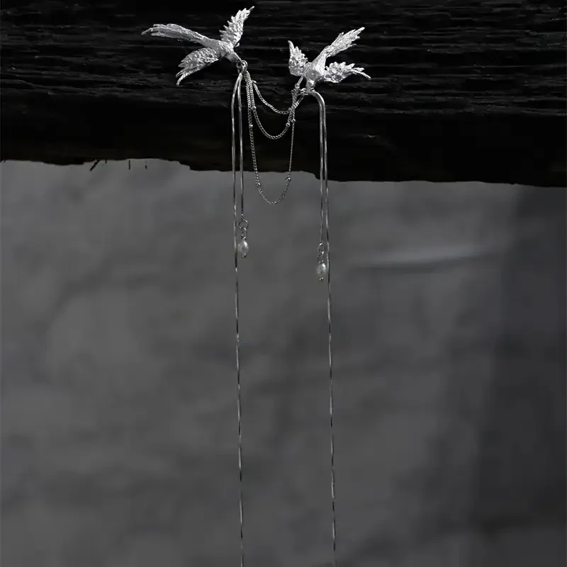 Брошь с птицами и цепочками – стильное серебристое украшение Киев - изображение 5