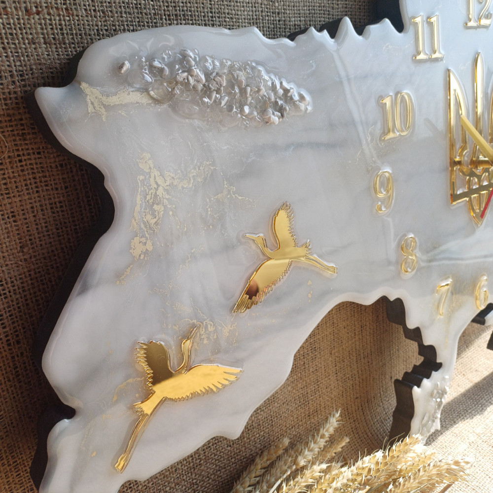 Годинник настінний 50 х 32 см з епоксидної смоли ручної роботи "Карта України" Дніпро - фото 9