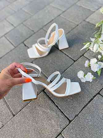 SANTINI Босоніжки жіночі білі шкіряні SANTINI 807381-16 літні на підборах / Стильні босоніжки ш Коломия