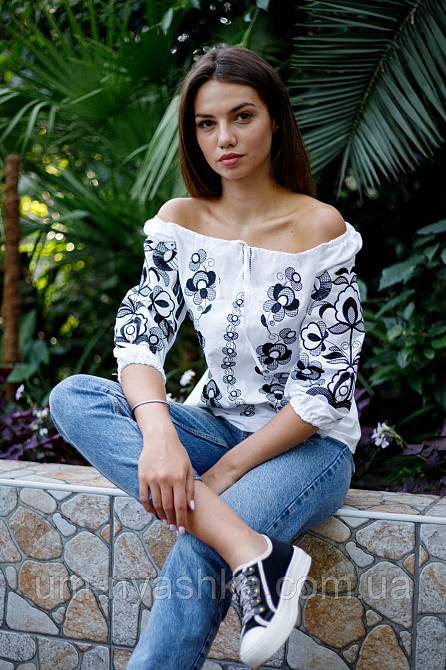 Блузка з вишивкою вишиванка "Флоренція" жіноча Кривий Ріг - фото 3