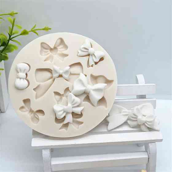 Молд силіконовий "Бантики" - діаметр молда 8,6 см, силікон Київ